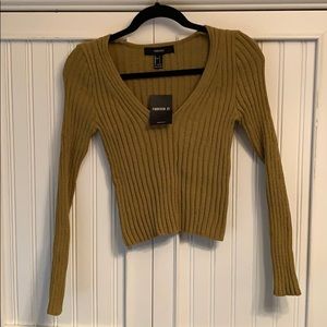Forever 21, olive green sweater, BRAND NEW!